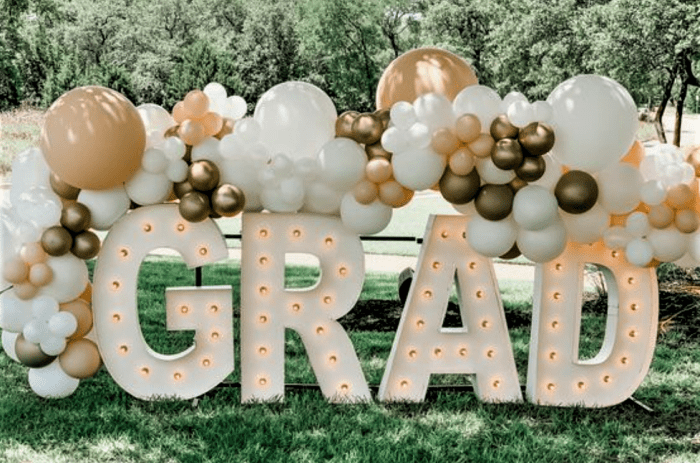 Decoration ideas for graduation parties