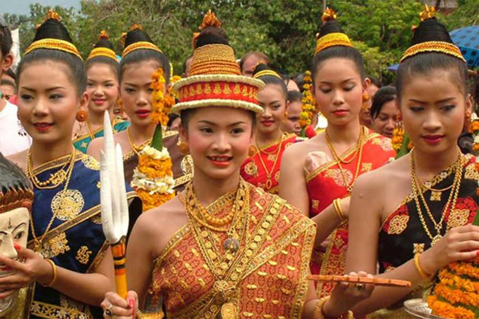 Lao traditional dress wedding